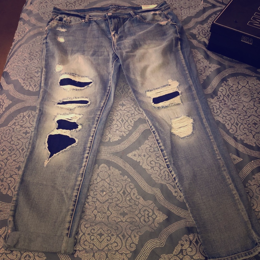 NY&Co Stretch Boyfriend Jeans